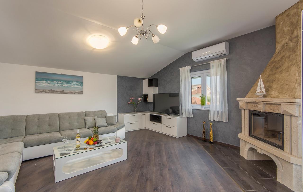 Silver Holiday House Vrvari Exterior photo